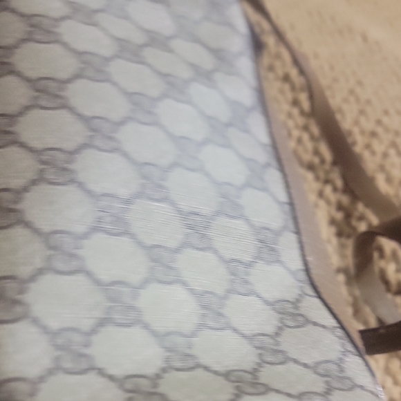 Gucci Beige and Brown Crossbody Bag - Picture 5 of 11